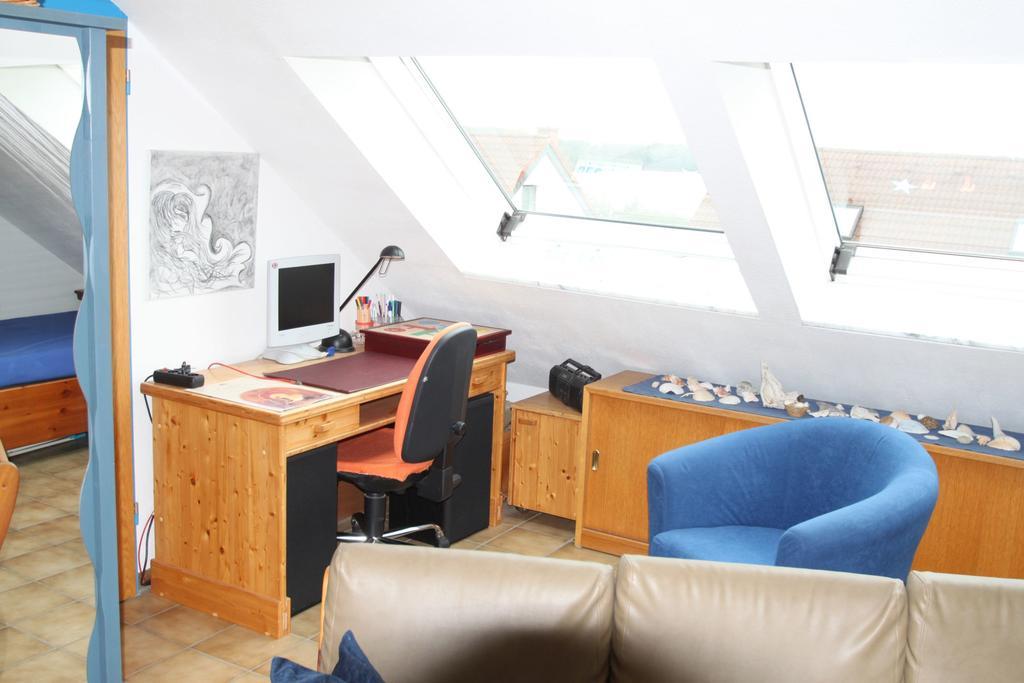 B&B Am See Koeln - Privatzimmer Εξωτερικό φωτογραφία