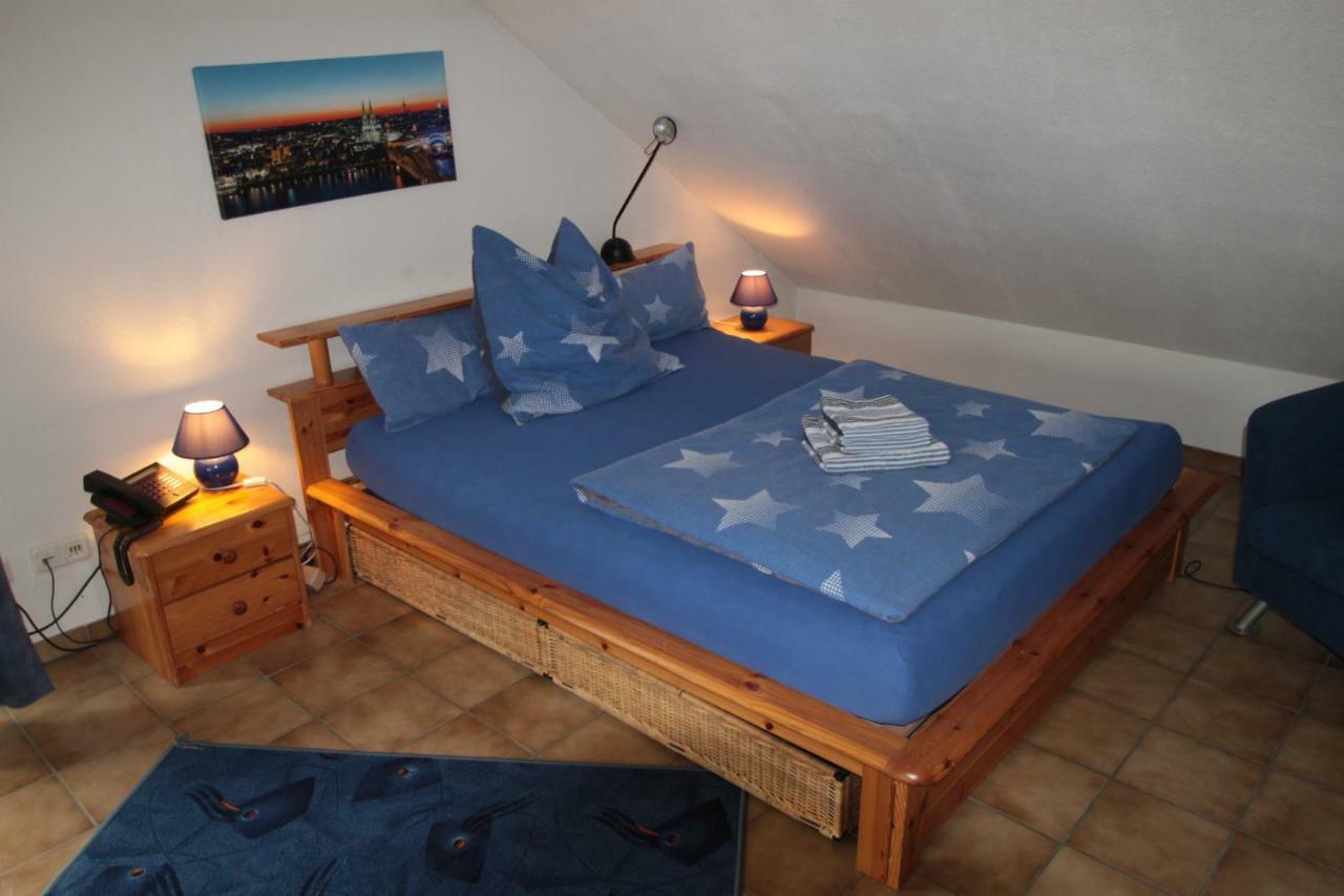 B&B Am See Koeln - Privatzimmer Εξωτερικό φωτογραφία