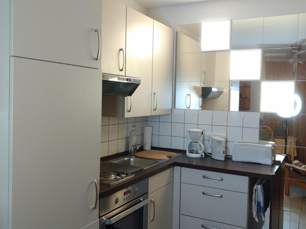 B&B Am See Koeln - Privatzimmer Εξωτερικό φωτογραφία
